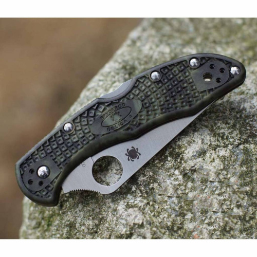 Складной нож Spyderco Delica 4 Lightweight 11ZFPGR фото 8 Складной нож Spyderco Delica 4 Lightweight 11ZFPGR фото 8